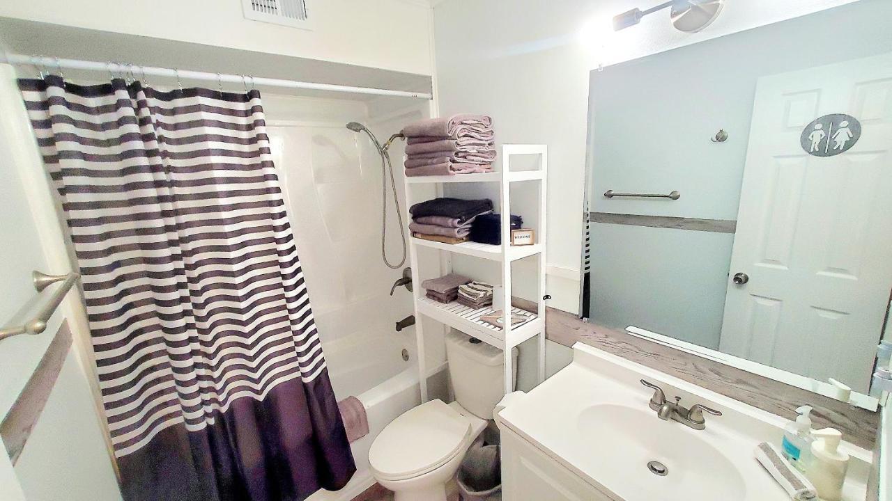 Townhouse 8 guests 4Queen beds 3bd 2bath near I295,NAS Jax Base,Orang Park Jax Jacksonville Buitenkant foto